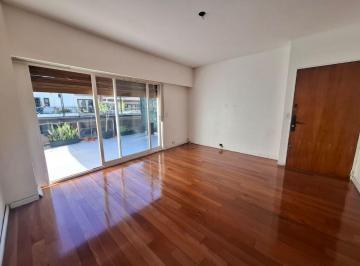 Departamento de 4 ambientes, Belgrano · Impecable Semipiso con Balcón Terraza y Espacio Guardacoche a 1 Cuadra