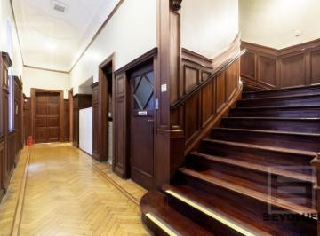 Edificio · 853m² · 26 Ambientes · Venta Edificio con 20 Oficinas y Áreas Comunes en Recoleta.