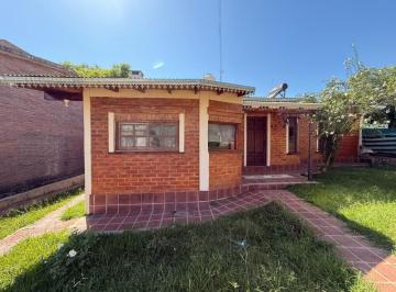 Casa · 150m² · 4 Ambientes · 2 Cocheras · Venta Casa 3 Dor en Rio Ceballos a m de Aut E53!se Vende Hermosa Casa de 3 D
