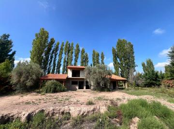 Casa de 10 ambientes, Chacras de Coria · Casa en Obra Gruesa en Venta, Chacras de Coria, Mendoza.