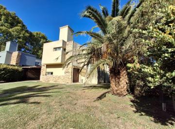 Casa · 131m² · 3 Dormitorios · Casa - Funes