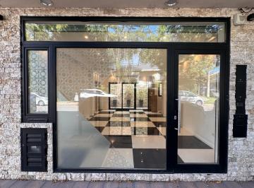 Local comercial de 4 ambientes, Mar del Plata · Local Comercial en Venta con Alto Potencial + Inversión Segura en Chauvin