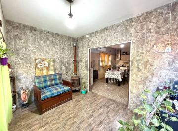 Casa · 125m² · 5 Ambientes · 2 Cocheras · Venta Casa 5 Ambientes Multifamiliar con 2 Viviendas, Garage, Jardín y Terraza – 285 m² – Malargüe 5