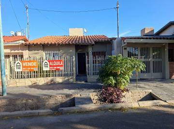Casa · 177m² · 6 Ambientes · 2 Cocheras · Casa en Godoy Cruz