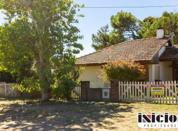 Casa de 3 ambientes, Mar de Ajó · Excelente Casa a m del Mar - C1069