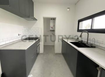 Casa · 147m² · 2 Cocheras · Casa con Domotica en Santa Elena