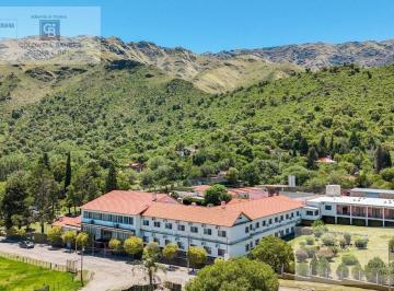Hotel · 3000m² · 63 Dormitorios · 35 Cocheras · Venta Hotel de Gran Categoría Funcionando en Villa de Merlo San Luis
