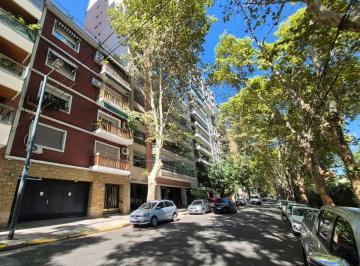Departamento de 4 ambientes, Palermo · Amplios Espacios Ideal Para Modernizar en Botánico