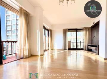 Departamento · 110m² · 5 Ambientes · Departamento de 4 Amb. - Excelente Ubicación - Vista Al Mar