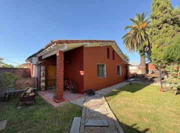PH · 251m² · 4 Ambientes · Casa en Venta en Bella Vista