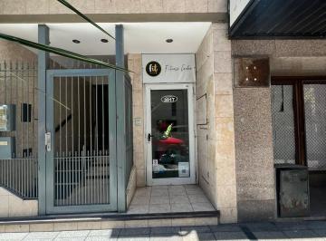 Local comercial · 156m² · Local Gimnasio