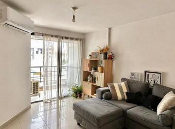 Departamento de 2 ambientes, Córdoba · Depto 1 Dorm - Illía 663 - Pileta