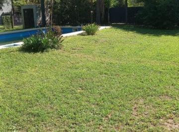 Quinta vacacional · 125m² · 2 Dormitorios · Casa Quinta de 2 Dorm. con Piscina en Desvio Arijon