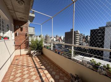 Departamento · 112m² · 5 Ambientes · 1 Cochera · Abasto - Piso Exclusivo 3 Dorm. - Frente Norte