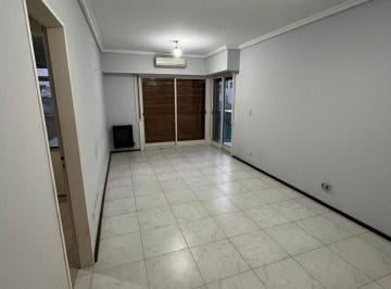 Departamento · 68m² · 3 Ambientes · 1 Cochera · Alquiler Departamento 3 Ambientes en Lomas de Zamora Oeste con Cochera