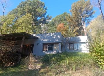 Casa · 142m² · 4 Ambientes · Casa en Venta con 4.5 Has y Costa de Río en Athos Pampa