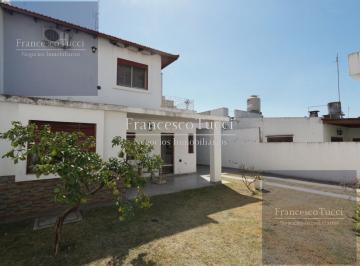 Casa · 205m² · 4 Ambientes · 2 Cocheras · Casa en Venta 4 Ambientes General Rodriguez