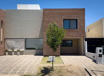 PH de 4 ambientes, Córdoba · Venta Manantiales 2 - 3 Dorm. 3 Baños - San Ignacio Village
