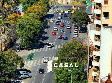 Departamento de 5 ambientes, Córdoba · Exclusivo Piso en Av Yrigoyen - Nueva Córdoba - Frente - Piso 7 - con Cochera