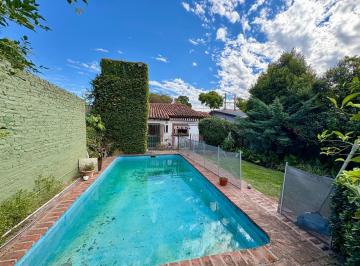 Casa · 383m² · 5 Ambientes · 2 Cocheras · Casa en Punta Chica