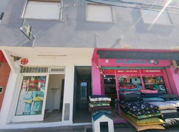 Departamento · 50m² · 2 Ambientes · 7 Entre 68 y 69