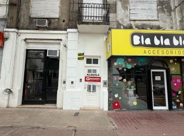 Oficina comercial · 80m² · 4 Ambientes · Propiedad Comercial en Alquiler - Centro de Rafaela