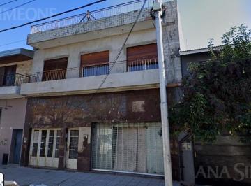 Bodega-Galpón · 477m² · 3 Ambientes · Galpón - Venta - Lanús