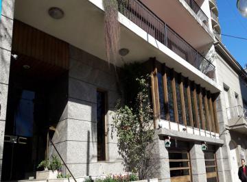 Departamento de 4 ambientes, La Plata · Departamento 3 Dorm., Cochera, Categoria, La Plata, 105 m²