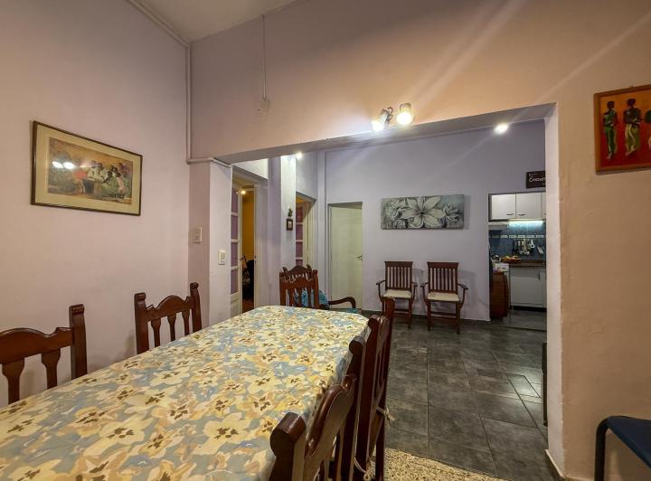 Casa · 125m² · 8 Ambientes