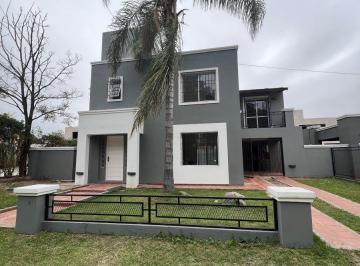 Departamento de 6 ambientes, Córdoba · Hermoso Duplex 4 Dorm en Housing - Zona Norte