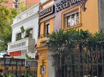 Local comercial · 109m² · 5 Ambientes · Casa Única de Uso Institucional y Comercial Sobre Boulevard Oroño