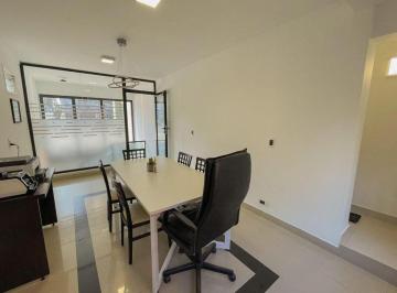 Oficina comercial · 55m² · 2 Ambientes · Oficina en Dos Plantas. Depósito. Diagonal Alberdi 2300. Centro. Venta o Alquiler.