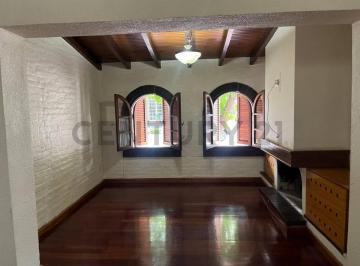 Casa · 205m² · 3 Dormitorios · 1 Cochera · Casa en Venta en Barrio Bancario Godoy Cruz