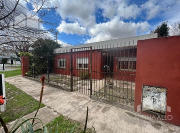Casa · 150m² · 4 Ambientes · 2 Cocheras · Venta Casa Cuatro Ambientes Ituzaingo Norte