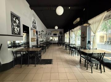 Fondo de comercio · 264m² · 6 Ambientes · Bar Fondo Comercio Funcionando Abasto