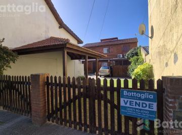 PH · 32m² · 3 Ambientes · Duplex con Parrilla a Cuatro Cuadras del Mar en Costa Azul