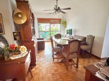 Departamento de 4 ambientes, Palermo · Excelente Departamento de 4 Ambientes Al Frente con Balcón Apto Profesional. Ideal Ubicación.
