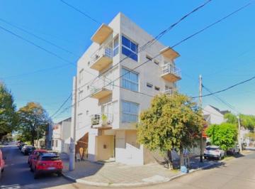 Departamento de 2 ambientes, La Matanza · Departamento 2 Ambientes en Planta Baja con Patio, Cochera y Baulera, Buena Ubicación Ramos Mejía