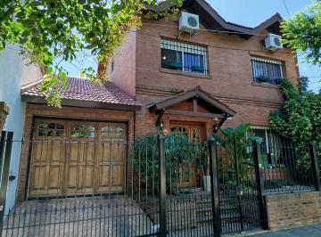 Casa · 210m² · 5 Ambientes · 1 Cochera · Venta Casa en Tigre
