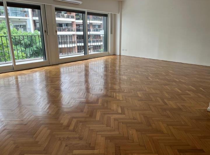 Departamento en Alquiler 4 Amb con Dependencia.