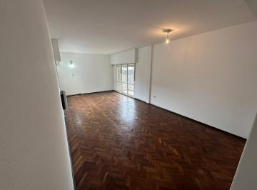 Departamento · 105m² · 2 Dormitorios · Amplio Living - Balcon - 2 Baños - 105 m²