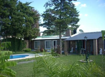 Casa · 85m² · 3 Ambientes · Casa en Venta Correa 2 Dorm. con Pileta