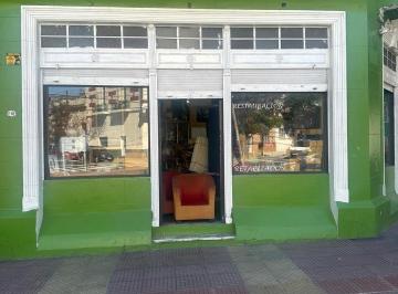 Local comercial · 114m² · 1 Ambiente · Local con Vivienda en Venta!