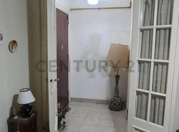 Departamento · 36m² · 2 Ambientes · 2 Ambientes en Planta Baja con Patio Techado | Excelente Ubicación en La Paternal