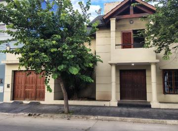 Foto · Casa Venta B Villa Argentina, 3 Dorm. 2 Plantas, Amplio Patio, Garaje, Todos Los Servicios