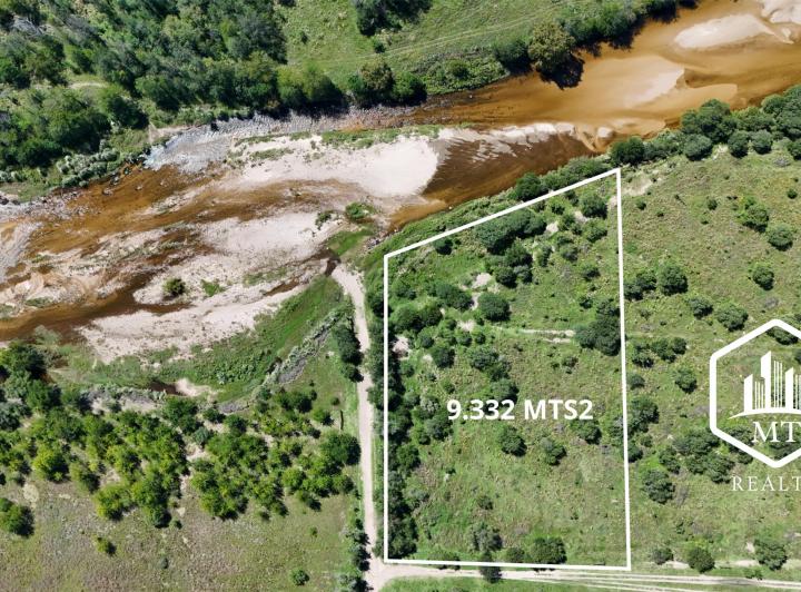 Terreno · 9332m²