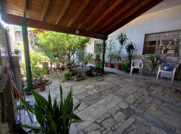 Casa · 80m² · 4 Ambientes · 1 Cochera · Casa en Mataderos 4 Amb con Garaje y Terraza!