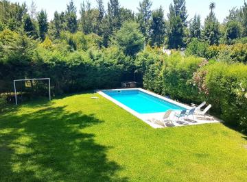 Casa · 180m² · 4 Ambientes · 2 Cocheras · San Isidro Labrador | Venta | Retasada - Casa de 3 Dorm y Dependencia en Lindo Lote Interno