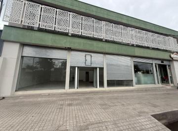 Local comercial , Las Heras · Alquiler Local Comercial en El Centro de Las Heras, Mendoza. 150 m² - Baños