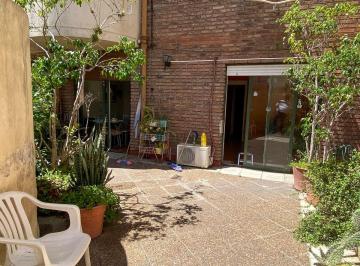 Departamento de 3 ambientes, Caballito · Departamento en Venta de 3 Ambientes en Planta Baja, con Dos Patios, Baulera, en Caballito.